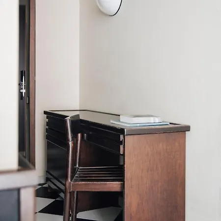 Hotel Gran Derby Suites, A Small Luxury Of The World