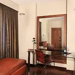 Gran Derby Suites, A Small Luxury Of The World 4* Barcelona