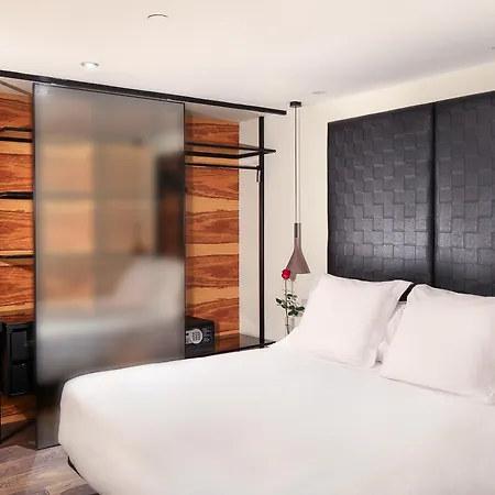 Hotel Gran Derby Suites, A Small Luxury Of The World 4*