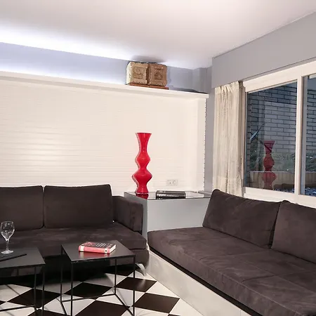 Hotel Gran Derby Suites, A Small Luxury Of The World