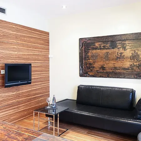 Gran Derby Suites, A Small Luxury Of The World 4*