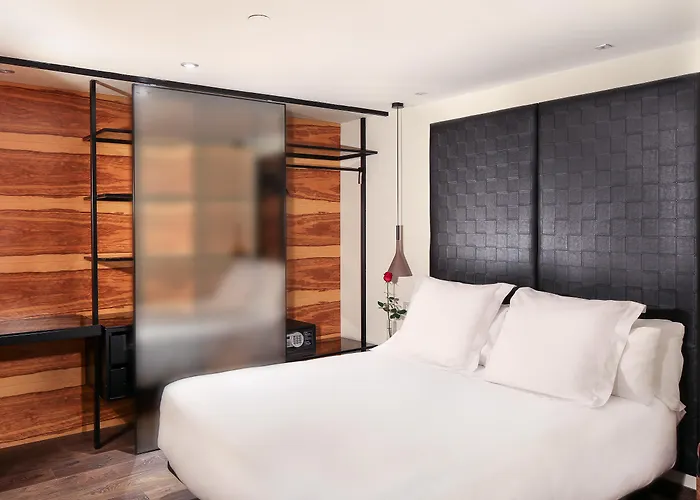 Hotel Gran Derby Suites, A Small Luxury Of The World 4*