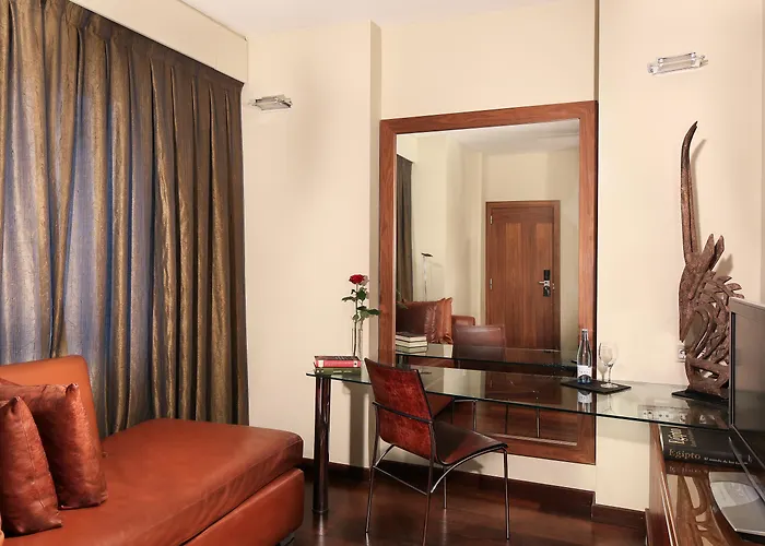 Gran Derby Suites, A Small Luxury Of The World Hotel Barcelona