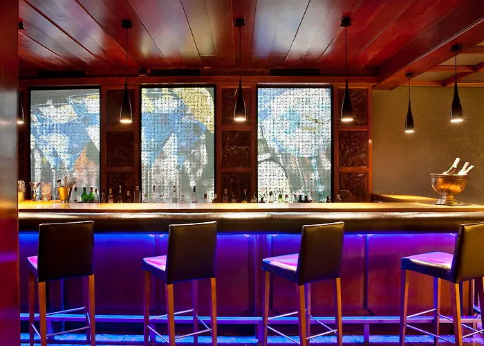 Hotel Gran Derby Suites, A Small Luxury Of The World Barcelona