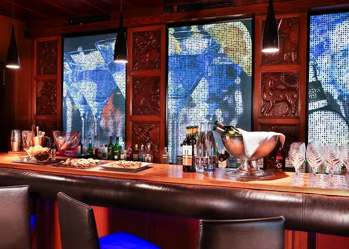 Hotel Gran Derby Suites, A Small Luxury Of The World Barcelona