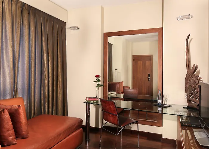 Gran Derby Suites, A Small Luxury Of The World 4* Barcelona