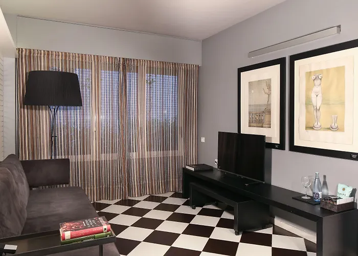 Gran Derby Suites, A Small Luxury Of The World 4*