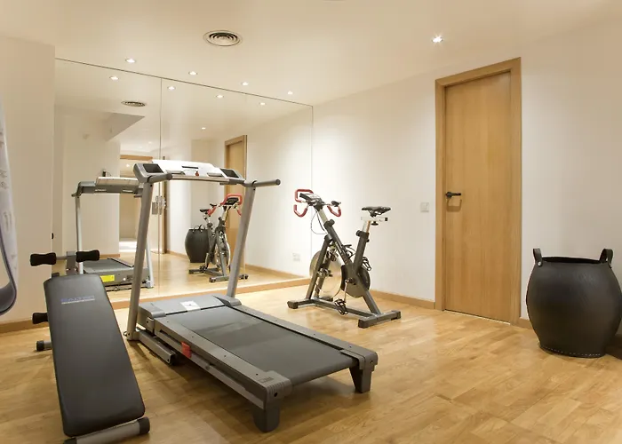 Hotel Gran Derby Suites, A Small Luxury Of The World 4*