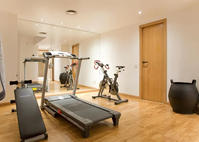 Hotel Gran Derby Suites, A Small Luxury Of The World