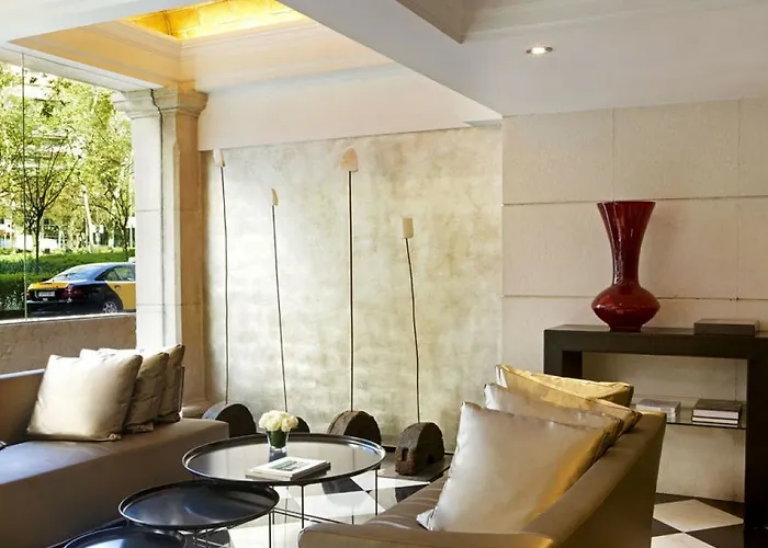 Gran Derby Suites, A Small Luxury Of The World 4* Barcelona